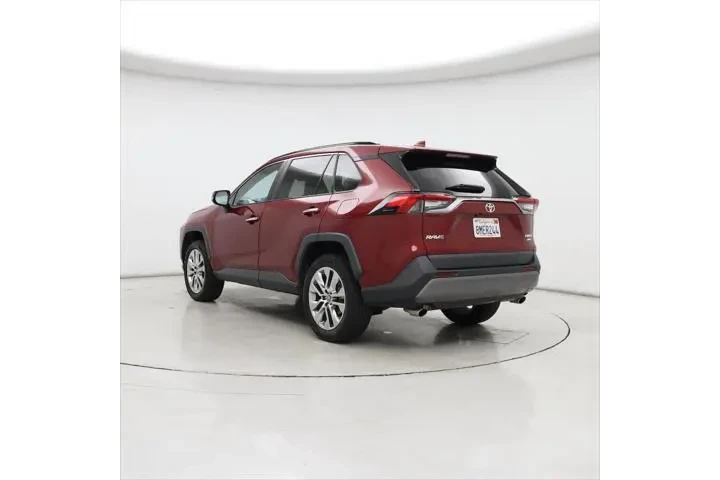 $28998 : Toyota RAV4 2019 AWD Limited image 2