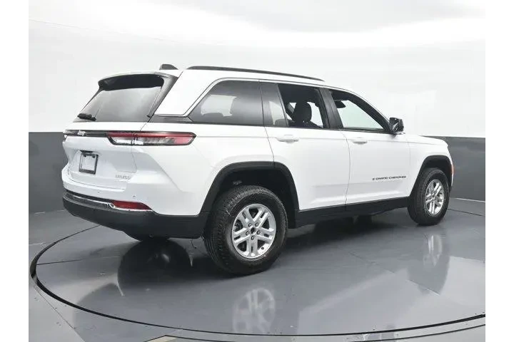 $34838 : Jeep Grand Cherokee 2025 4x4 image 6