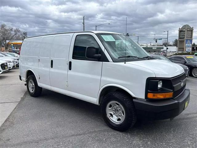 $9850 : 2016 CHEVROLET EXPRESS 2500 image 4