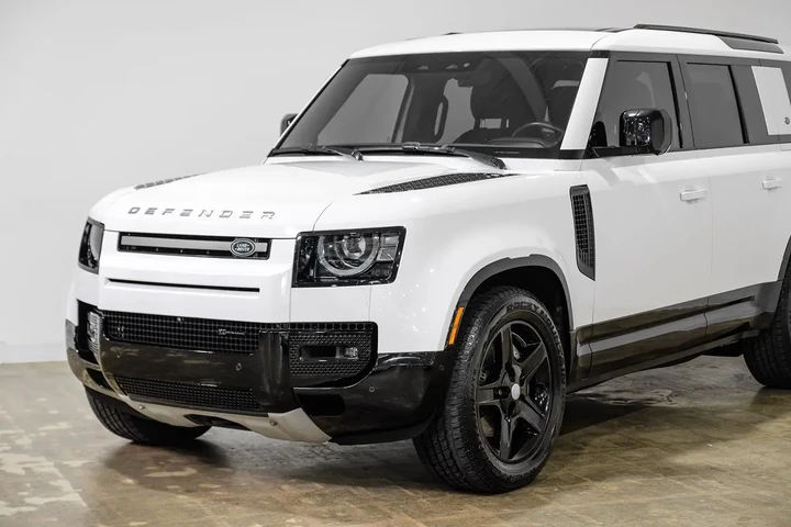 $47590 : 2022 Defender X-Dynamic SE image 7