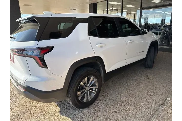 $24009 : Chevrolet Equinox 2025 LT 4d image 7