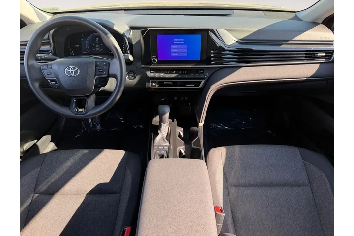 $29977 : Toyota Camry 2025 SE 4dr Sed image 10