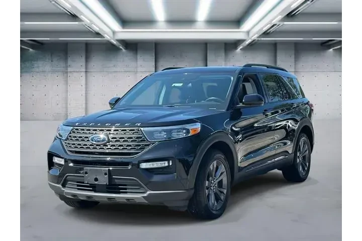 $29995 : Ford Explorer 2022 AWD XLT 4 image 1
