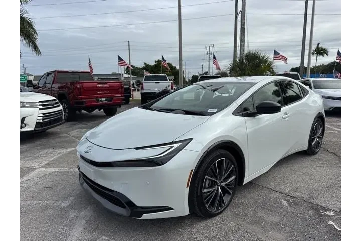 $26189 : Toyota Prius 2025 image 7