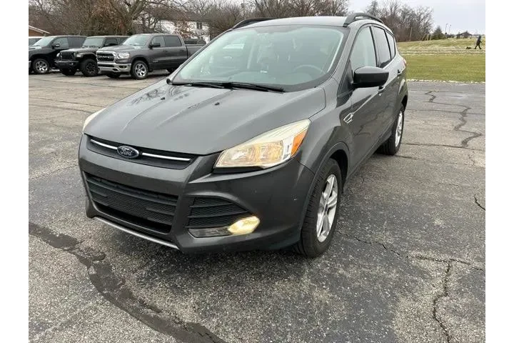 $9057 : Ford Escape 2015 AWD SE 4dr image 1