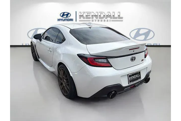$31495 : Toyota GR86 2025 Premium 2dr image 4