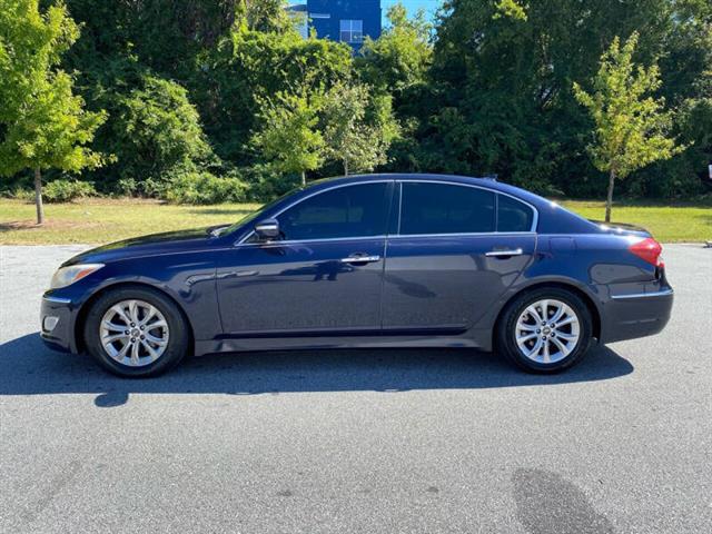 $12000 : 2012 Genesis 3.8L V6 image 8