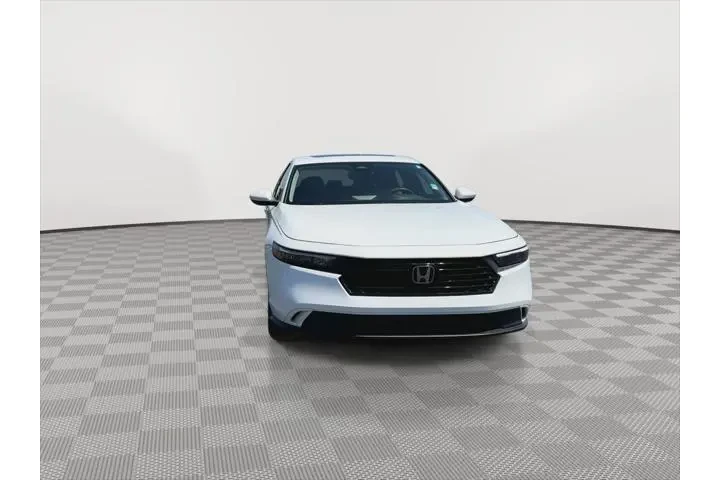 $27500 : Honda Accord 2024 EX 4dr Sed image 3