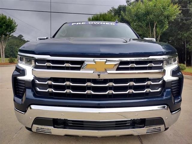 $53555 : 2023 Silverado 1500 LTZ Crew image 2