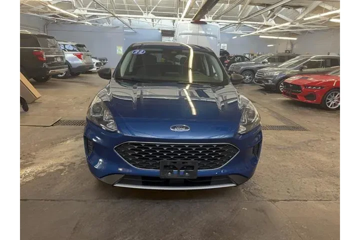 $23490 : Ford Escape 2022 AWD SE 4dr image 1