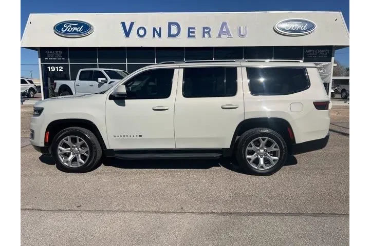 $34983 : Jeep Wagoneer 2022 4x4 Serie image 1