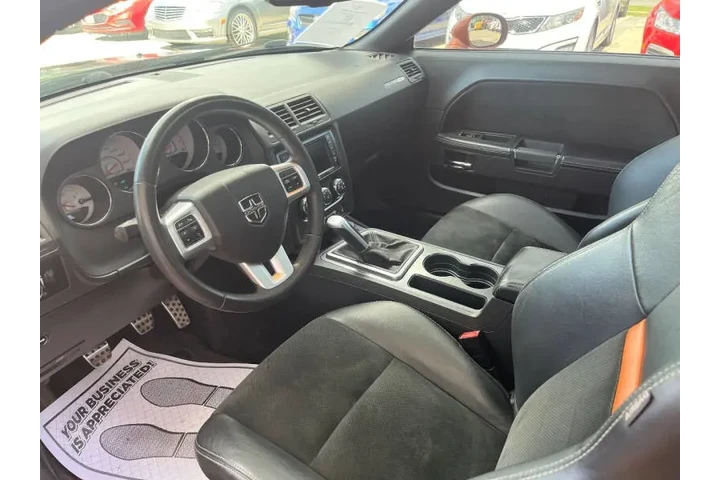 $27950 : 2011 Challenger SRT8 392 image 8