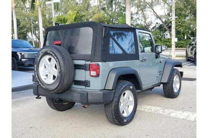 $13590 : Jeep Wrangler 2015 4x4 Sport image 6