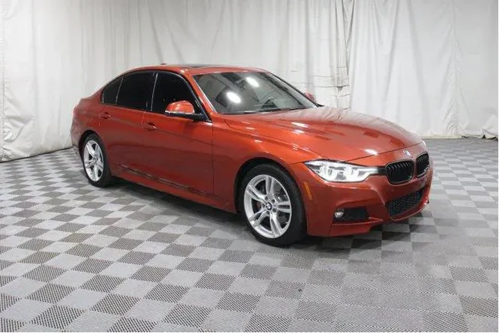 $19988 : BMW 3 Series 2018 AWD 330i x image 1