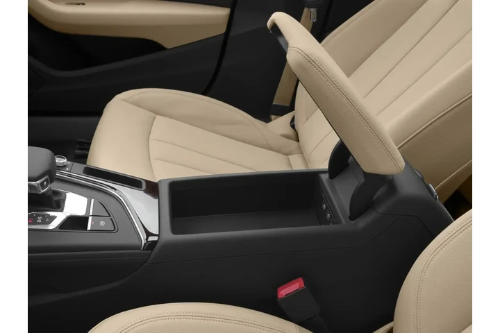 Audi A4 2017 2.0T ultra Prem image 9