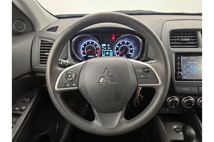 $20998 : Mitsubishi Outlander Sport 2 image 10