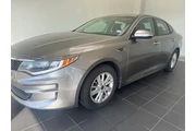 $10882 : Kia Optima 2018 LX 4dr Sedan thumbnail