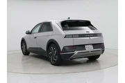 $21998 : Hyundai IONIQ 5 2022 AWD SE thumbnail