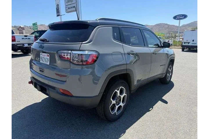 $19380 : Jeep Compass 2022 4x4 Trailh image 3