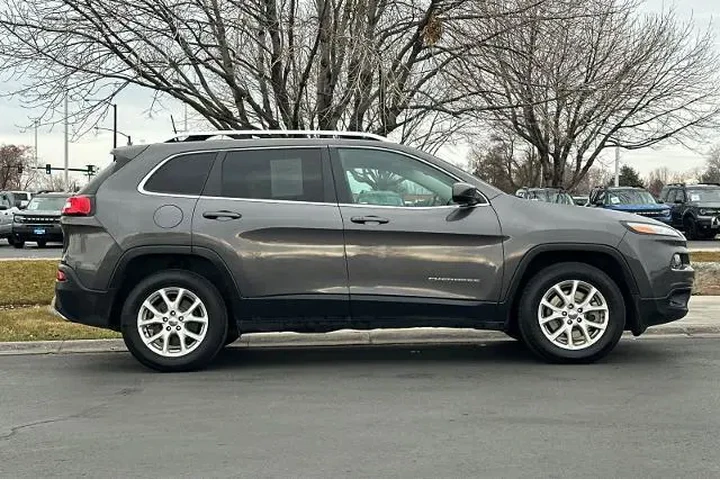 $17995 : Jeep Cherokee 2018 4x4 Latit image 8