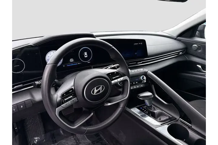 $19679 : Hyundai ELANTRA 2025 SEL Con image 9