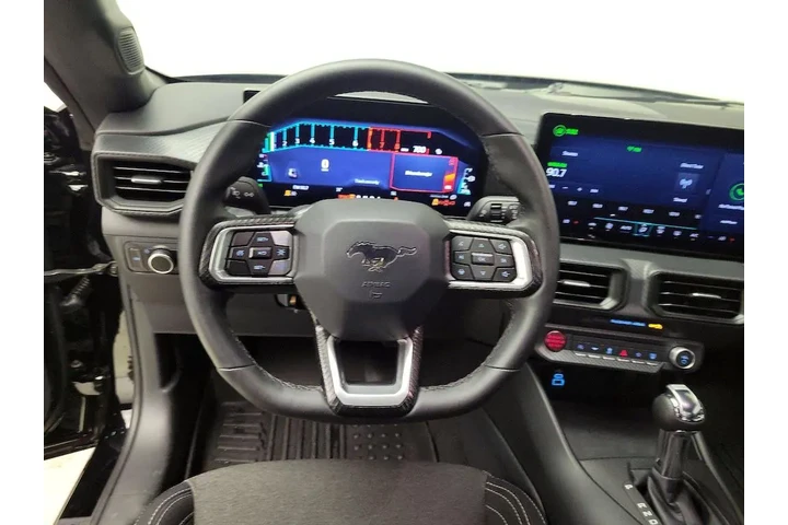 $29998 : Ford Mustang 2025 EcoBoost 2 image 10