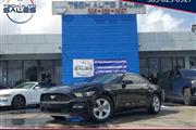 2017 Ford Mustang Cpe en Hialeah