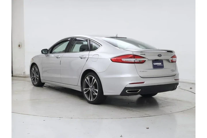 $18998 : Ford Fusion 2019 AWD Titaniu image 2