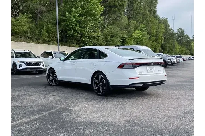 $26990 : Honda Accord Hybrid 2023 Spo image 6