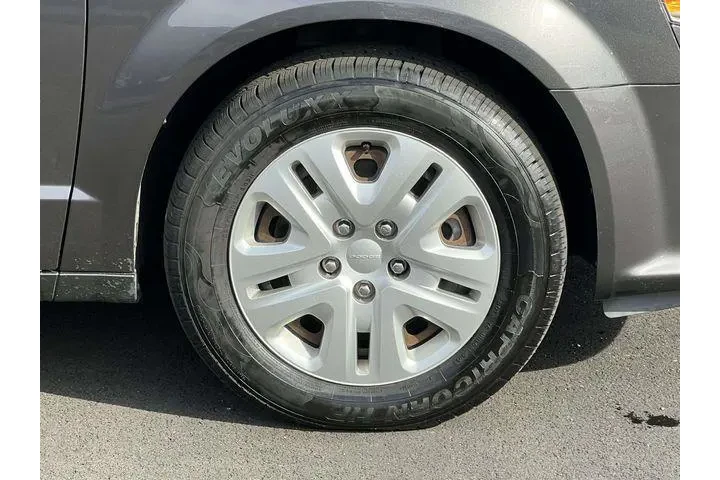 $13499 : Dodge Grand Caravan 2017 SE image 7