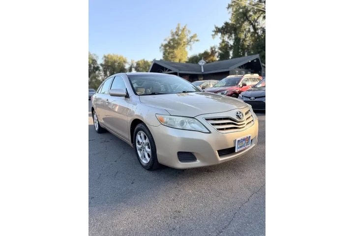 $6995 : 2011 Camry LE image 6