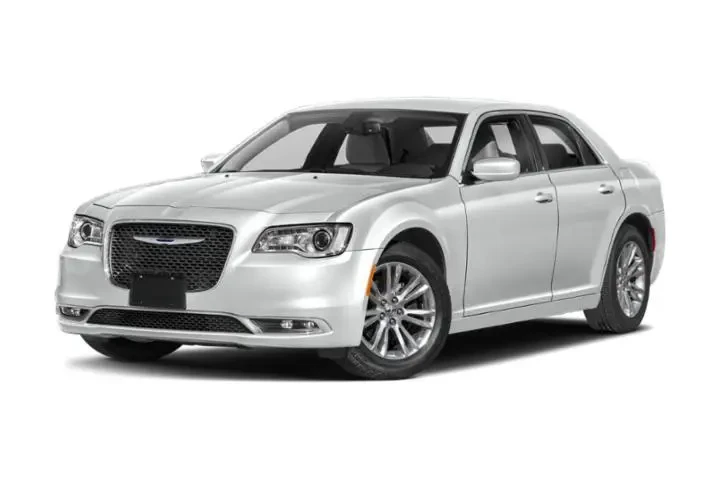 $24591 : Chrysler 300 2021 S V6 4dr S image 1