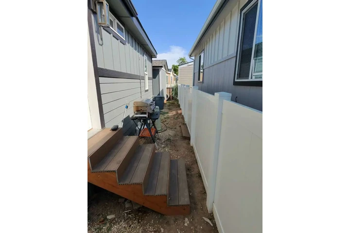 JB Services Junk Removal image 8