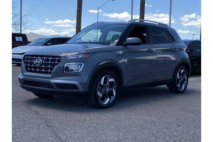 $18990 : Hyundai VENUE 2021 SEL 4dr C image 7