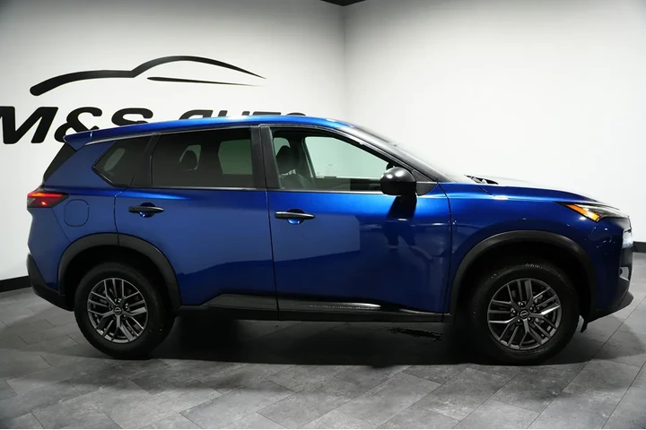 $19244 : 2023 Rogue S image 5