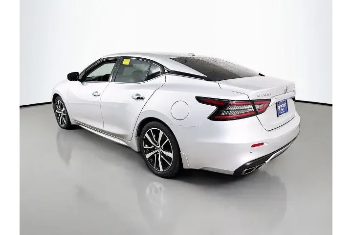 $18250 : Nissan Maxima 2021 3.5 SV 4d image 5