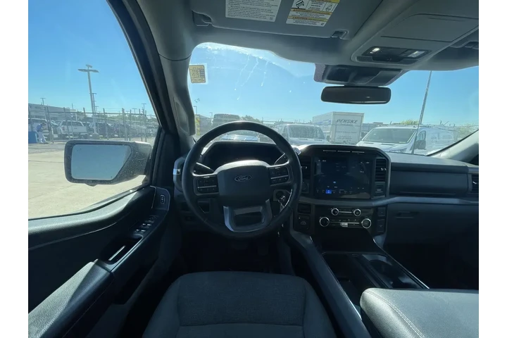 $39359 : Ford F-150 2024 4x4 XLT 4dr image 5