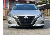 $11486 : Nissan Altima 2019 2.5 SR 4d thumbnail