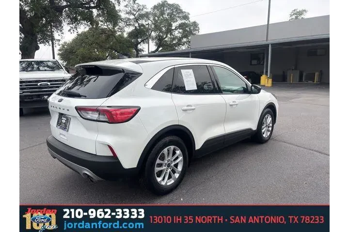 $17246 : Ford Escape 2022 SE 4dr SUV image 7
