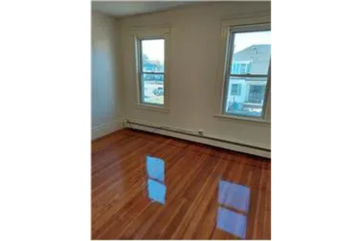 $2695 : Rental property with 3 bedro image 6