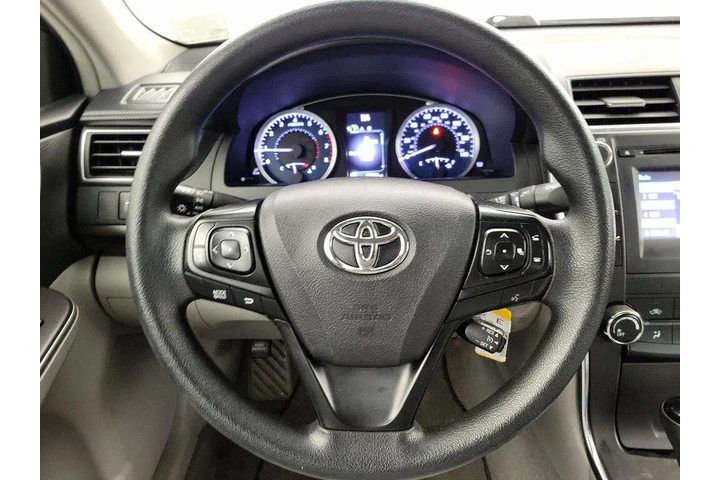 $14998 : Toyota Camry 2017 LE 4dr Sed image 10