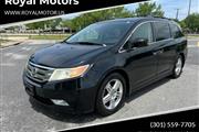 $10900 : 2012 Odyssey Touring thumbnail