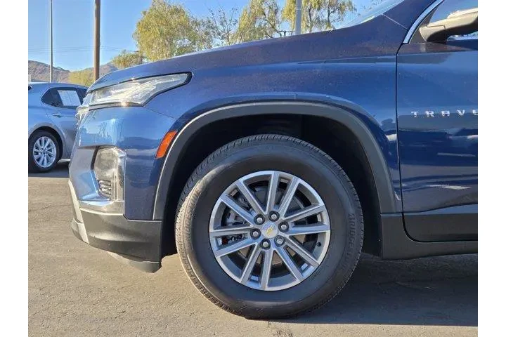 $32995 : Chevrolet Traverse 2022 LT C image 9