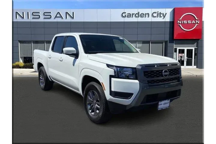 $25487 : Nissan Frontier 2025 4x2 SV image 1