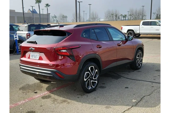 $25998 : Chevrolet Trax 2025 RS 4dr C image 5