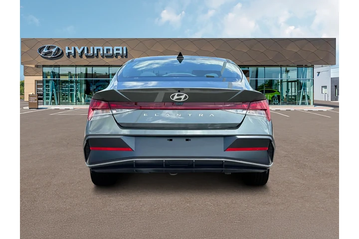 $22906 : Hyundai ELANTRA 2024 SEL 4dr image 6