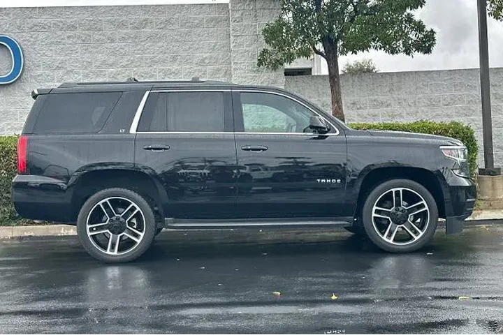 $30500 : Chevrolet Tahoe 2020 4x2 LT image 3