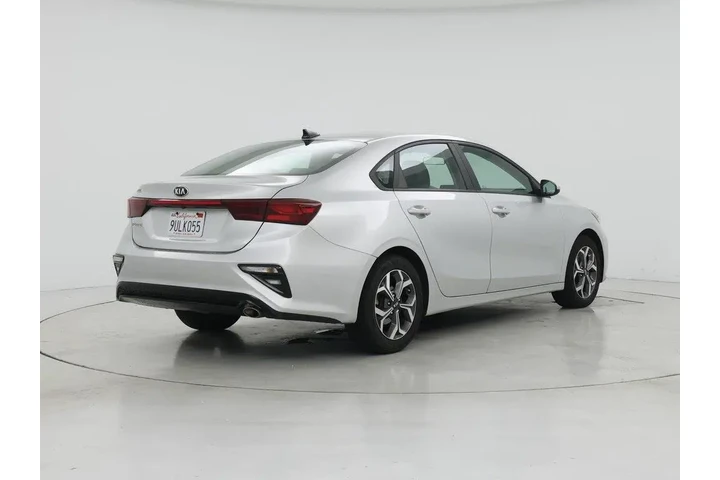 $15998 : Kia Forte 2020 LXS 4dr Sedan image 8