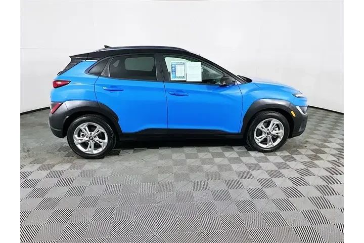 $17900 : Hyundai KONA 2022 AWD SEL 4d image 8