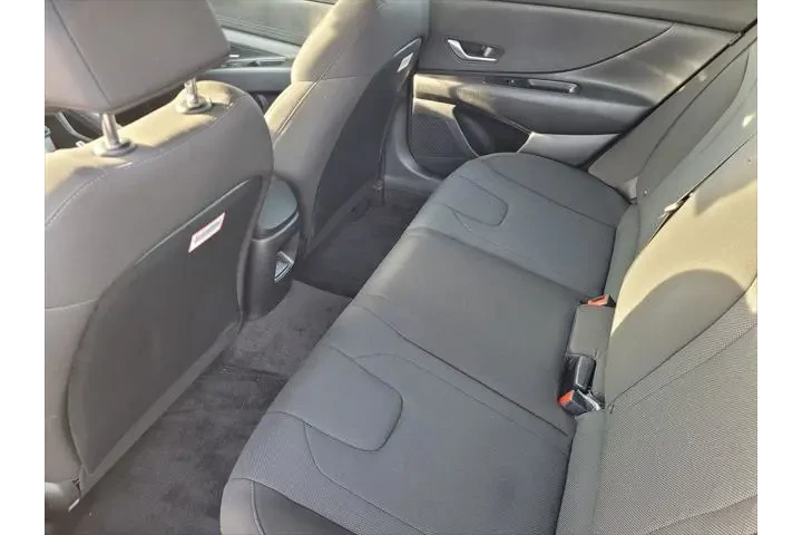 $20594 : Hyundai ELANTRA 2025 SE 4dr image 8